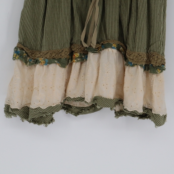 Free People Women's Tank Top Size Medium Bohemian Embroidered Fit and Flare - Picture 10 of 12